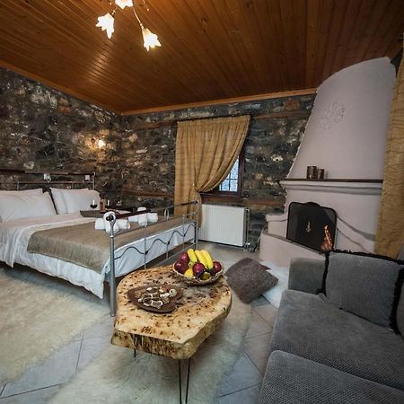Guesthouse Nefeli パライオス・アギオス・アタナシオス エクステリア 写真