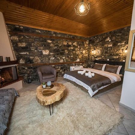 Guesthouse Nefeli パライオス・アギオス・アタナシオス エクステリア 写真